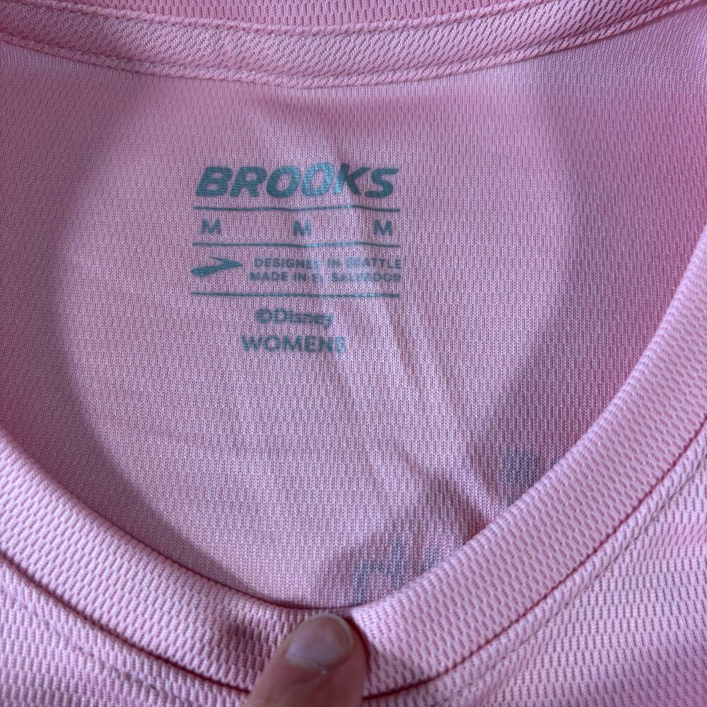 RunDisney Princess Half Marathon 2026 Brooks Rapunzel Shirt Women's Size MED - Picture 4 of 8